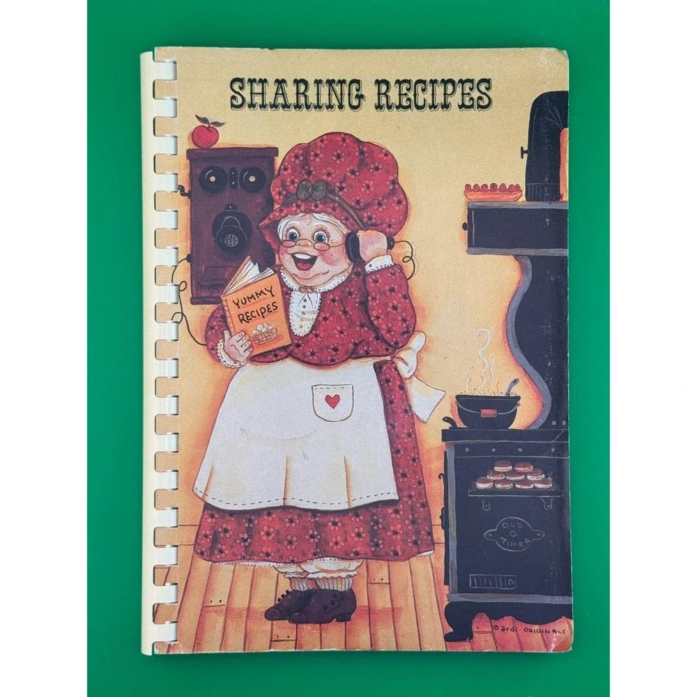 Vintage Hillcrest PTA Sharing Recipes Cookbook Community Cookbook Plastic Comb